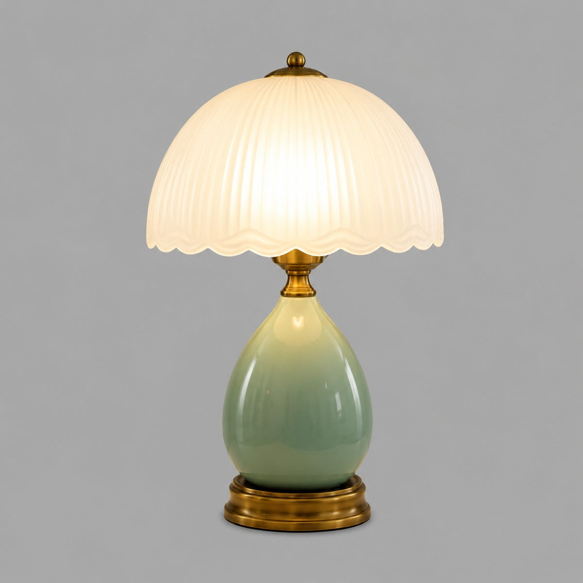 Vintage Glow™ Ceramic Table Lamp
